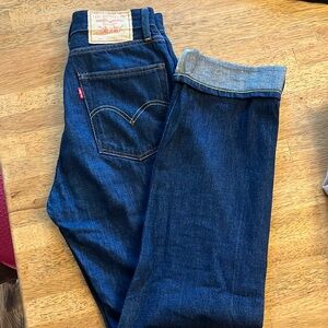 Levi’s 701 Selvedge 27x34